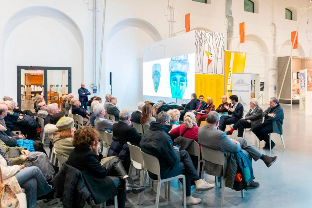 il pubblico del finissage della mostra di Bruno Pellegrino 